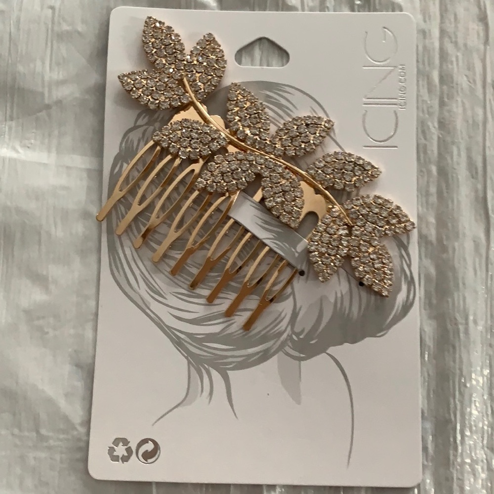 NWT. Icing Golden Crystal Studded Hair Comb